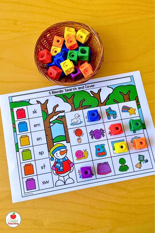 Beginning s blends winter search and cover phonics mat