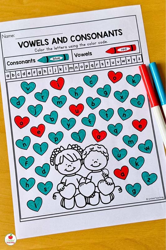Valentine Vowels and Consonants worksheet for kindergarten