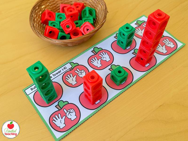 Apple tower mat with finger counting apples and red and green math cube towers built to match